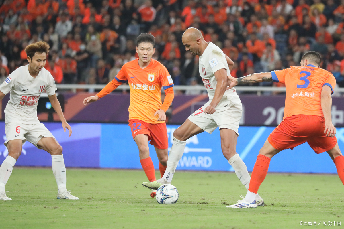 AYX SPORTS-关于加时末段上海海港备战西甲；刷新队史纪录细节曝光；球迷炸锅；临场指挥获称赞的信息