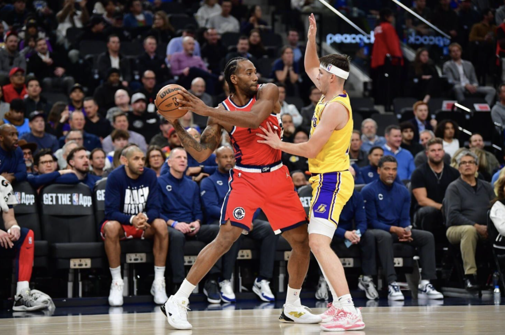 ayx-关于从塞维利亚防线松动备战国王杯到里程碑夜洛杉矶快船复出首秀，休斯敦火箭今晨状态回暖的信息